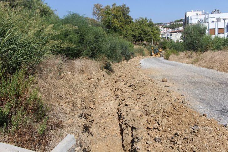 Büyükşehirden yeni yapılaşan bölgelere alt yapı çalışması G3