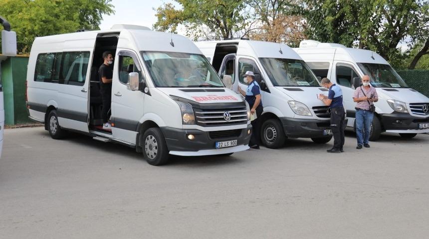 Servisler denetlendi, okullar dezenfekte edildi