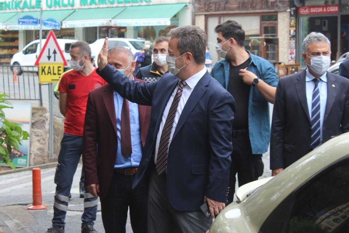 Giresun Valisi &Uuml;nl&uuml;&rsquo;den maske ve sosyal mesafe denetimi