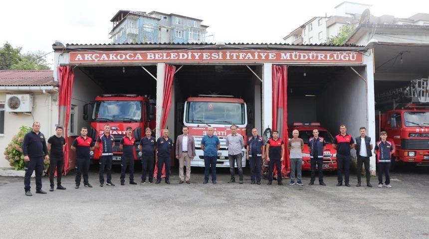 Başkan Yanmaz, itfaiyecileri unutmadı