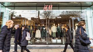 Perakende devi H&M yüzlerce mağazasını kapatacak