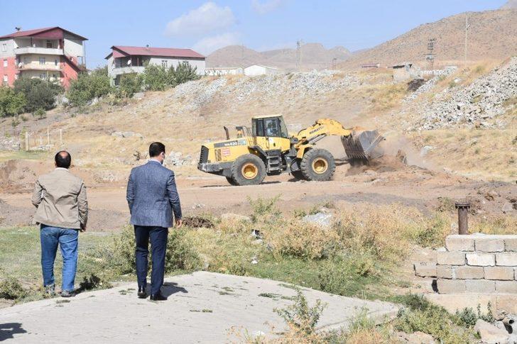 Başkan Geylani, Karşıyaka Mahallesi’nde incelemelerde bulundu G2