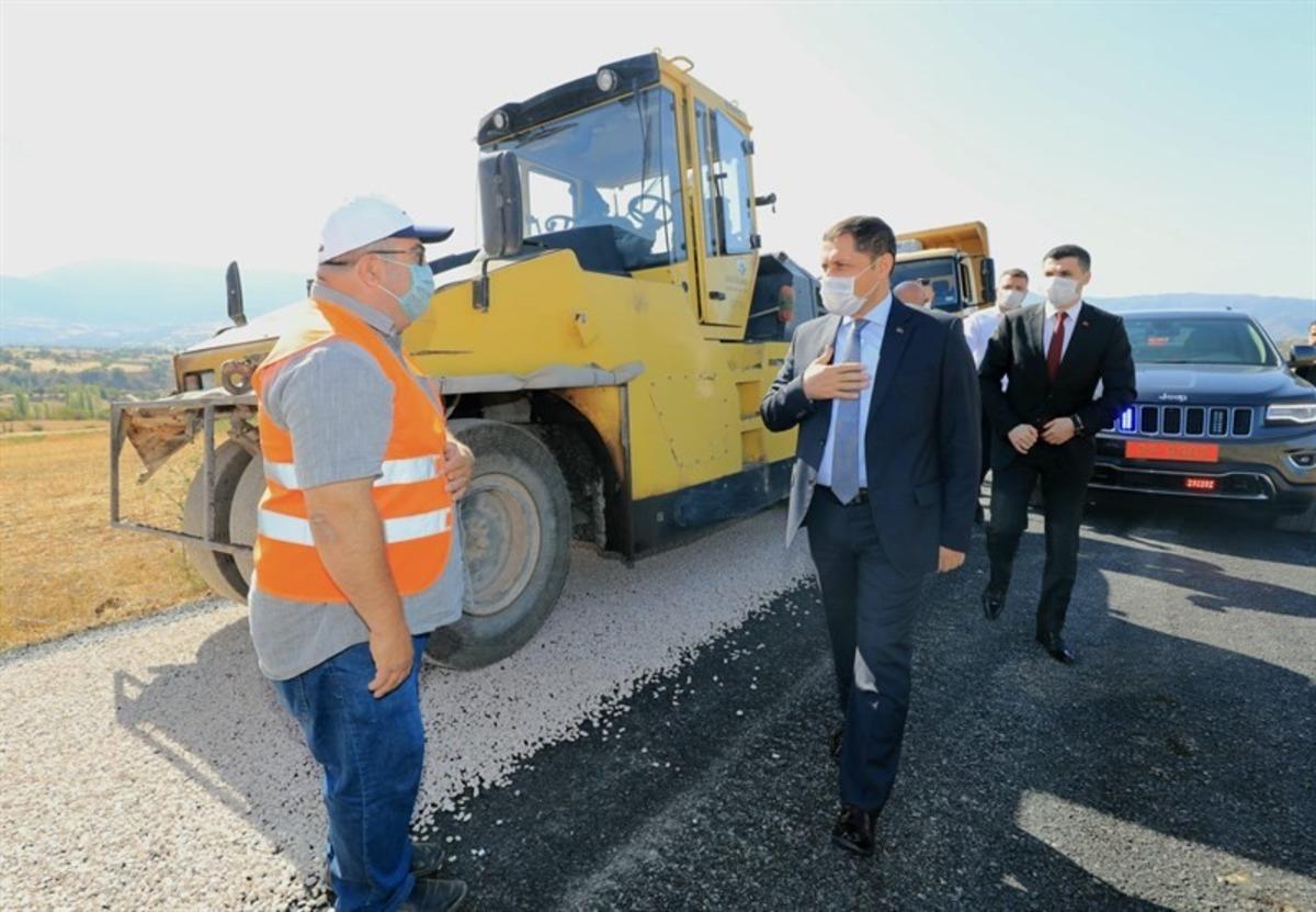 Vali Masatlı: &ldquo;G&ouml;n&uuml;lleri buluşturan yollar inşa etmeyi s&uuml;rd&uuml;r&uuml;yoruz&rdquo;