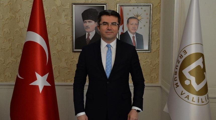 Vali Memiş&rsquo;ten D&uuml;nya Yaşlılar G&uuml;n&uuml; mesajı