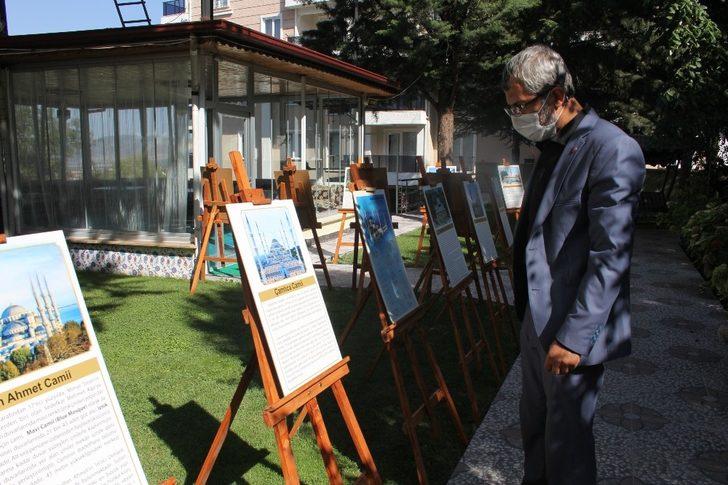 Isparta’da din görevlilerinden fotoğraf sergisi G5
