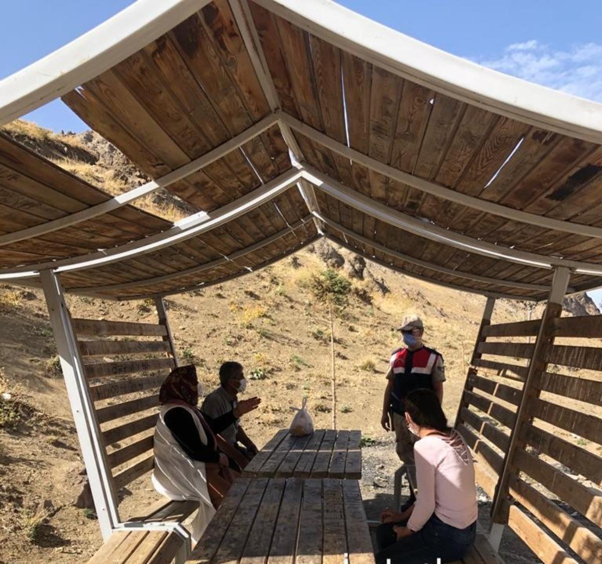 Jandarmadan korona vir&uuml;s denetimi