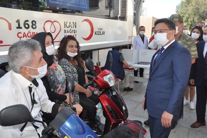 Afyonkarahisar’da Korona virüs vaka sayıları düşüşe geçti G2