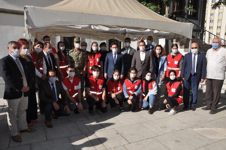 Afyonkarahisar’da Korona virüs vaka sayıları düşüşe geçti G3