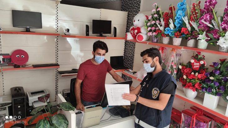 Kahta Polisi korona virüs broşürü dağıttı G3