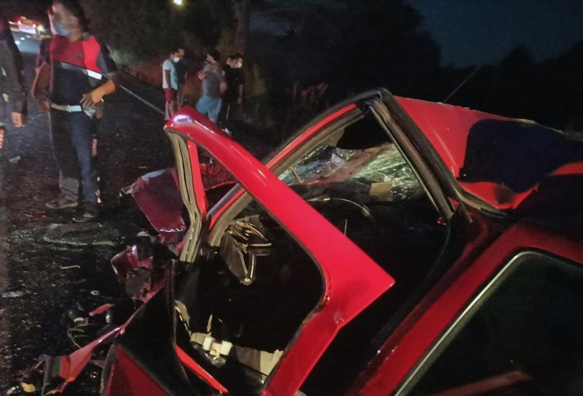 K&ouml;yceğiz&rsquo;de kaza: 1 &ouml;l&uuml;, 1 yaralı