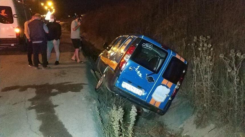 Samsun&rsquo;da ara&ccedil; su kanalına devrildi: 1 yaralı