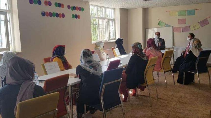 Hakkari&rsquo;de Kur&rsquo;an kursları a&ccedil;ıldı