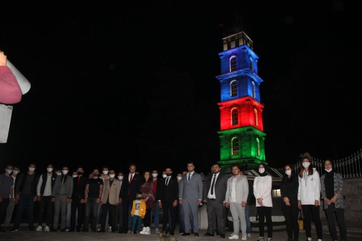 &Uuml;lk&uuml; Ocakları&rsquo;ndan Azerbaycan&rsquo;a lazer ışıklı g&ouml;steriyle destek