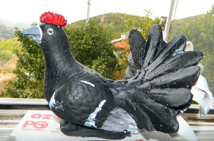 Posof’ta Huş Tavuğu ilçenin maketi oldu G2