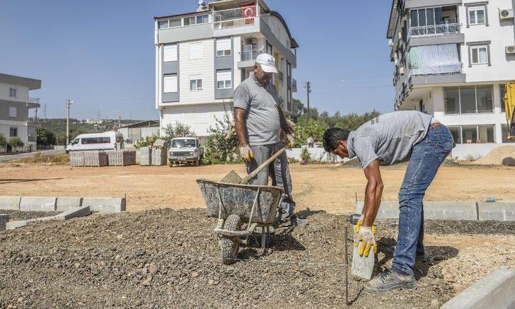 Kepez Belediyesi’nden Ünsal’a spor sahalı yeşil alan G2