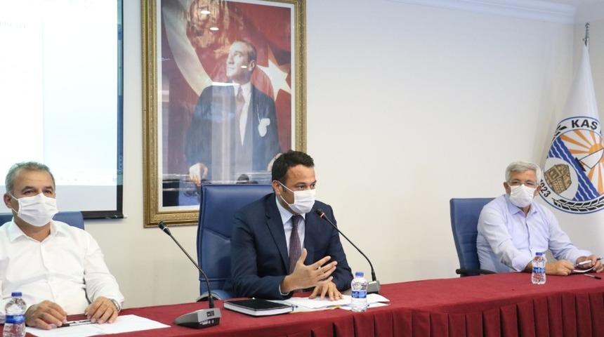 Kaş Belediye Başkanı Ulutaş: " Her zaman barıştan huzurdan yanayız"