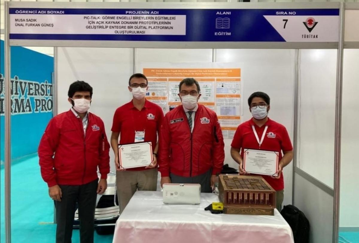 G&ouml;rme engelli bireylere y&ouml;nelik geliştirilen proje