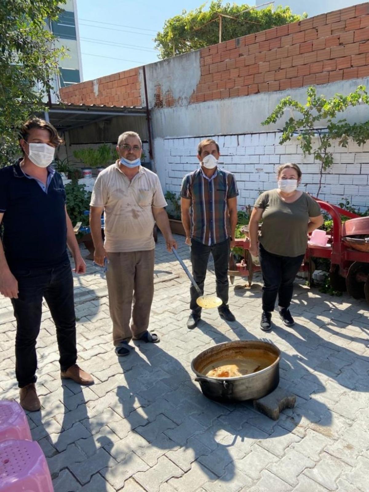 Kırkağa&ccedil; kavunundan pekmez yaptılar