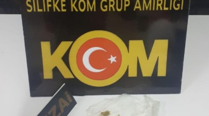 Silifke&rsquo;de uyuşturucu madde satışına su&ccedil;&uuml;st&uuml;