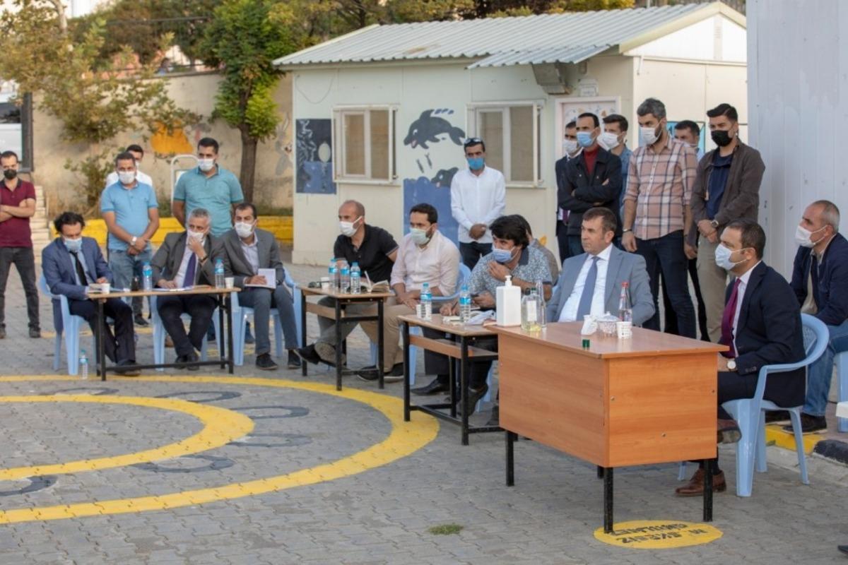 Kaymakam Aslan&rsquo;dan Vali Mithat Bey Mahallesi&rsquo;ne ziyaret