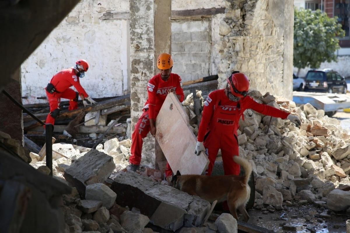 AKUT Kuşadası TARİŞ Alanı&rsquo;nda tatbikat yaptı