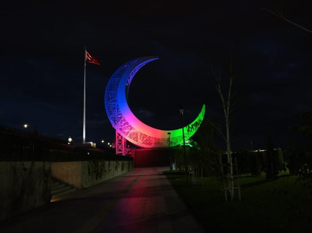 Balıkesir&rsquo;de Can Azerbaycan&rsquo;a destek s&uuml;r&uuml;yor