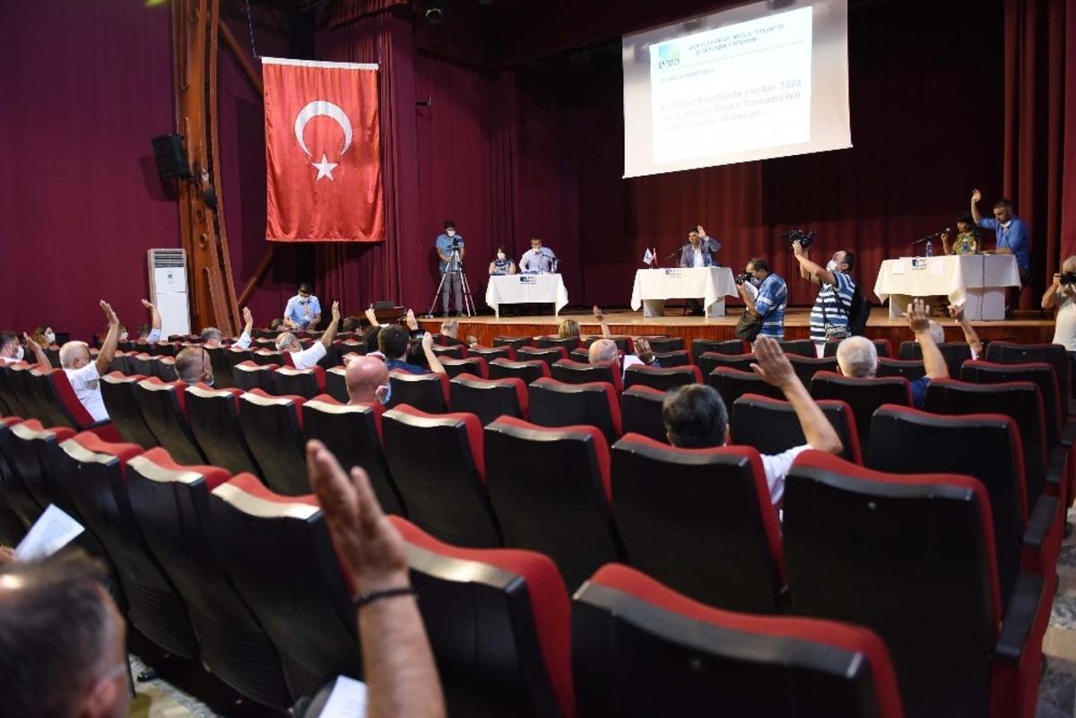 Fethiye Belediye meclisinde g&uuml;ndem maddeleri oy birliği ile ge&ccedil;ti