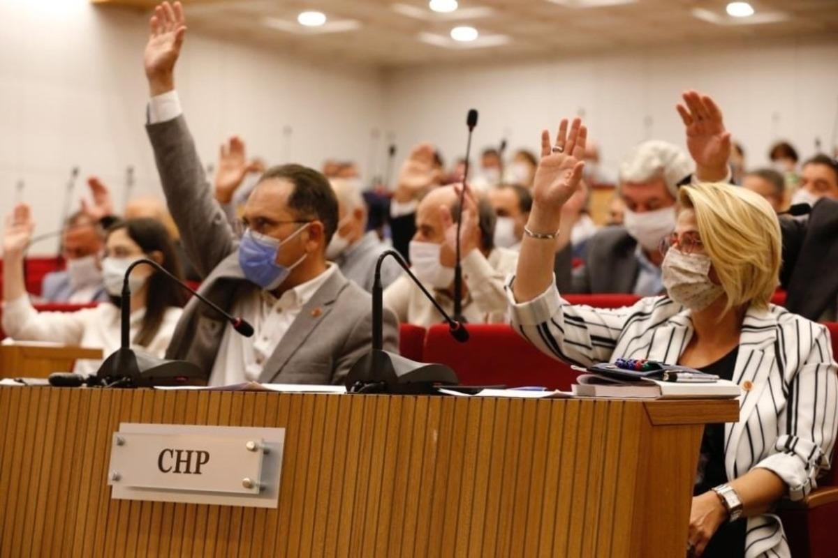 Konak&rsquo;ta kentsel d&ouml;n&uuml;ş&uuml;m ve tarihe saygı meclisi