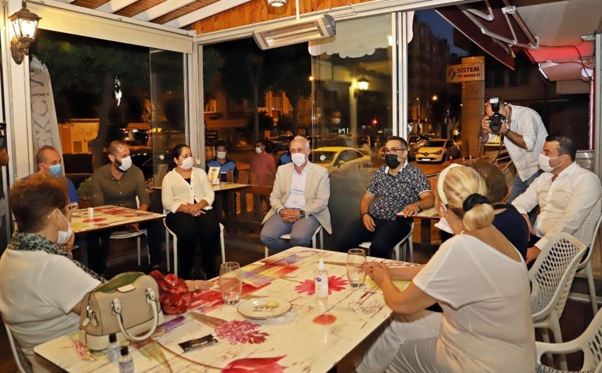 G&uuml;ltak, &Ccedil;amlıbel esnafıyla bir araya geldi