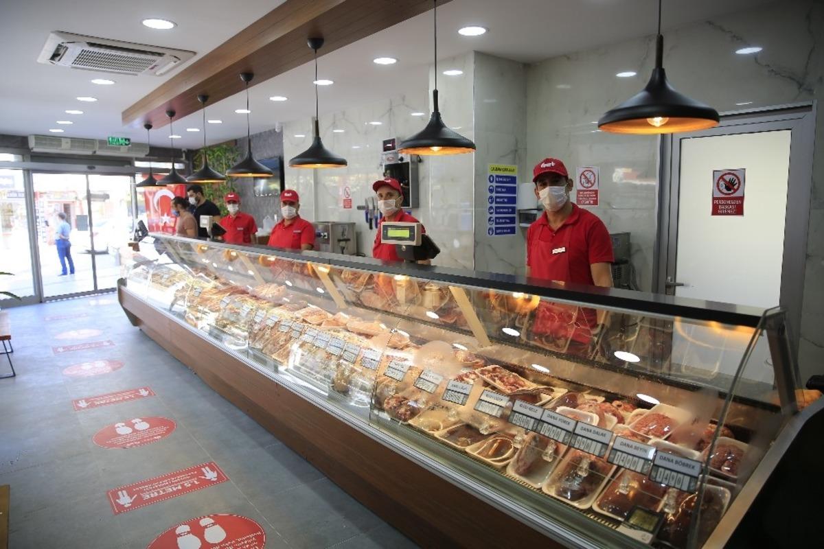 Halk Et&rsquo;in d&ouml;rd&uuml;nc&uuml; mağazası Serik&rsquo;te hizmete a&ccedil;ıldı