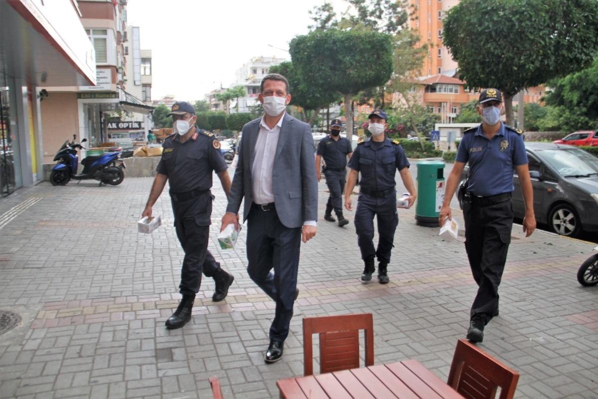 Alanya&rsquo;da korona vir&uuml;s denetimi