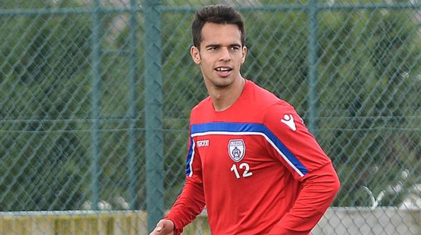 Göztepe Kerem Alıcı'yı transfer etti