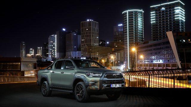 Yenilenen Toyota Hilux Toyota Plaza Aksoy’da Satışa Sunuldu