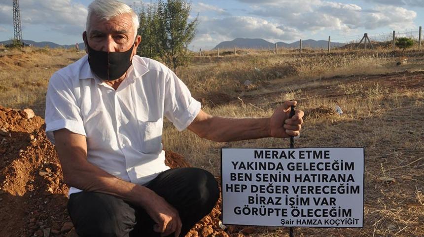 Görülmemiş olay! Ölen eşinin hasretine dayanamadı, kendi mezarını kazdırdı