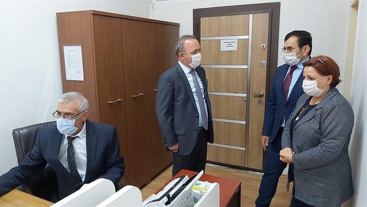 Vali Hüseyin Öner, kimlik kartına ehliyet bilgilerini yükletti G3