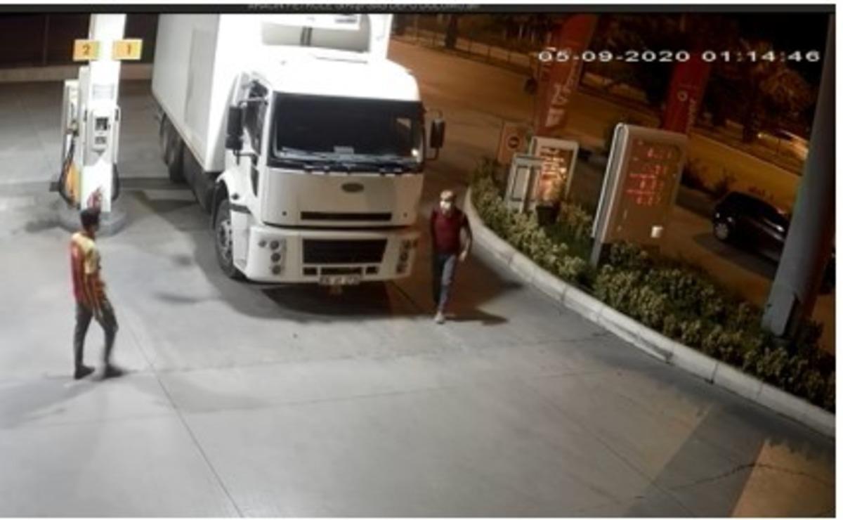 Ege&rsquo;nin 5 ilinden yaklaşık 300 bin TL&rsquo;lik akaryakıt &ccedil;alan hırsızlar yakalandı