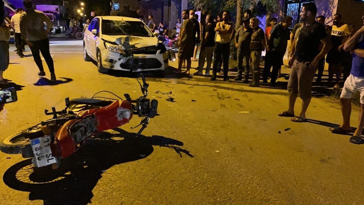 Samandağ&rsquo;da otomobil ile motosiklet &ccedil;arpıştı: 2 yaralı