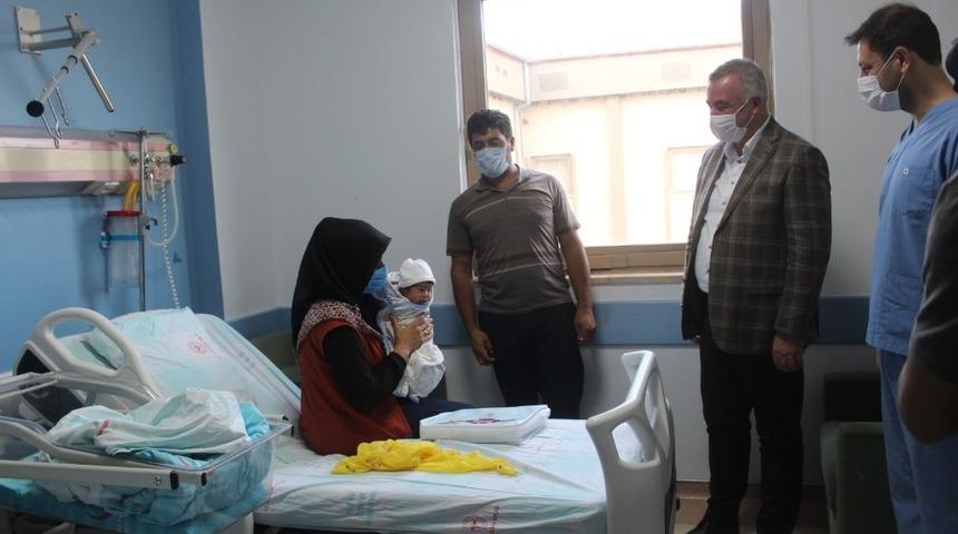 Kahta Belediyesinin &lsquo;Anne Taksi&rsquo; projesi hizmete ge&ccedil;ti