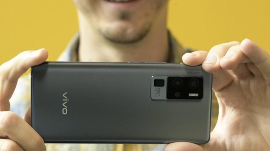 En iyi fotoğraf &ccedil;eken telefonlar arasında yer aldı