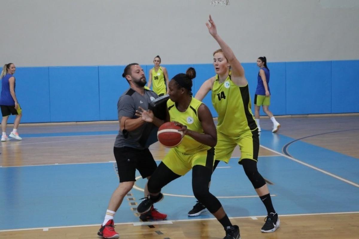 İzmit&rsquo;in Perileri yeni sezona iddialı giriyor