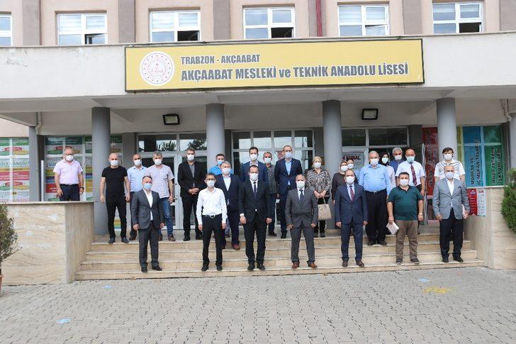 Akçaabat Belediyesi’nden eğitime tablet desteği G3