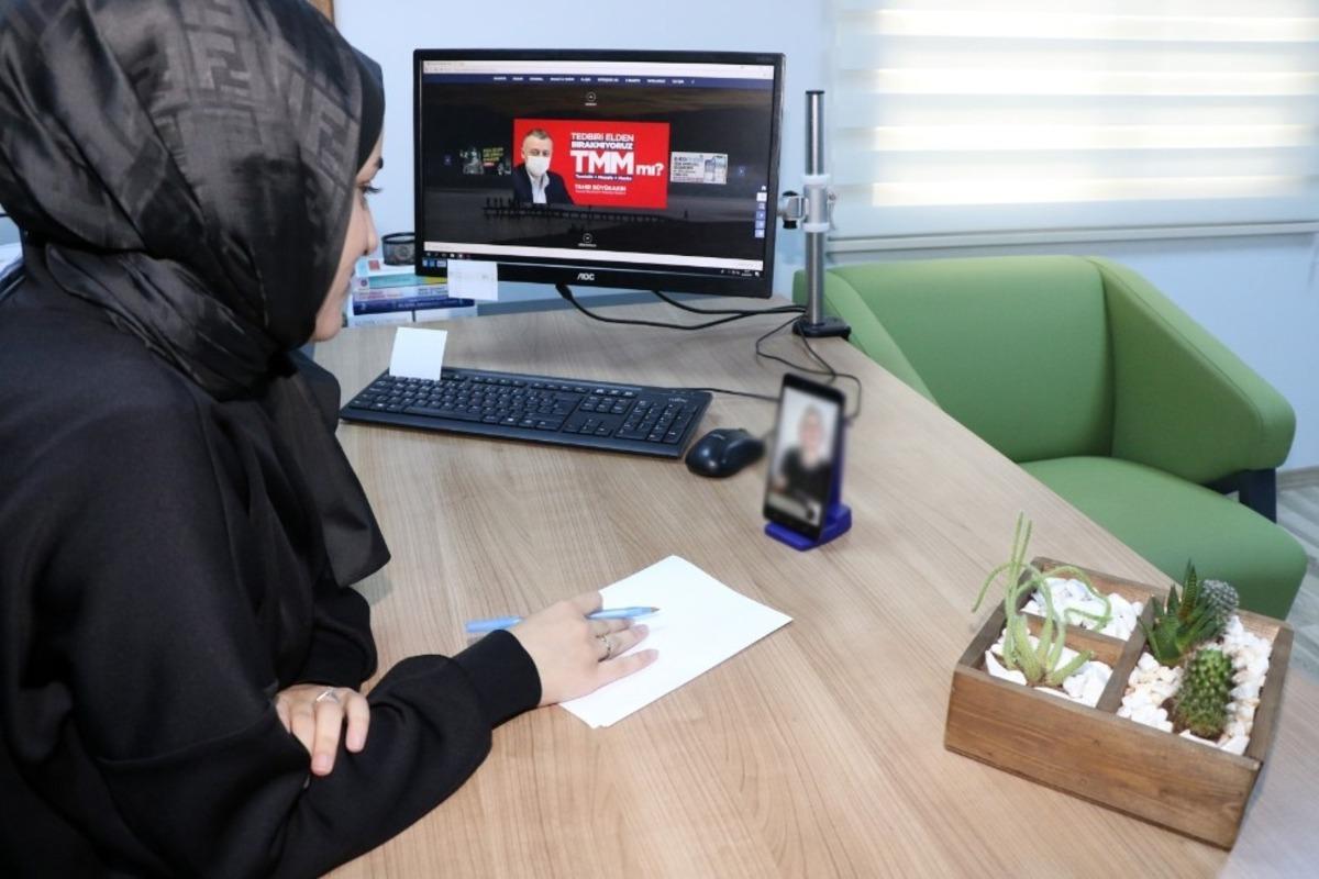 Pandemi s&uuml;recinden etkilenen bireylere psikolojik destek