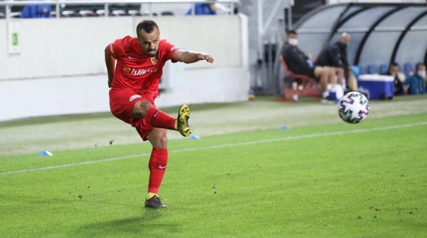 İlhan Parlak: "Kayserispor&rsquo;un başarısı daha &ouml;nemli"