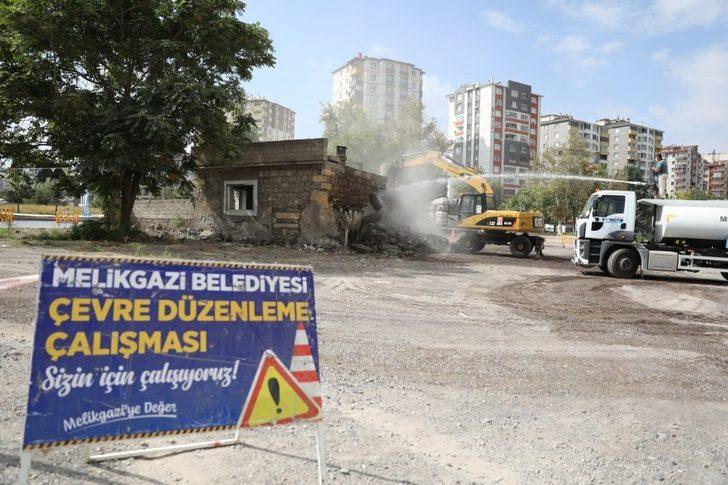 Tacettin Veli, Gülük ve Yıldırım Beyazıt Mahalleleri’nde metruk binalar yıkılıyor G3