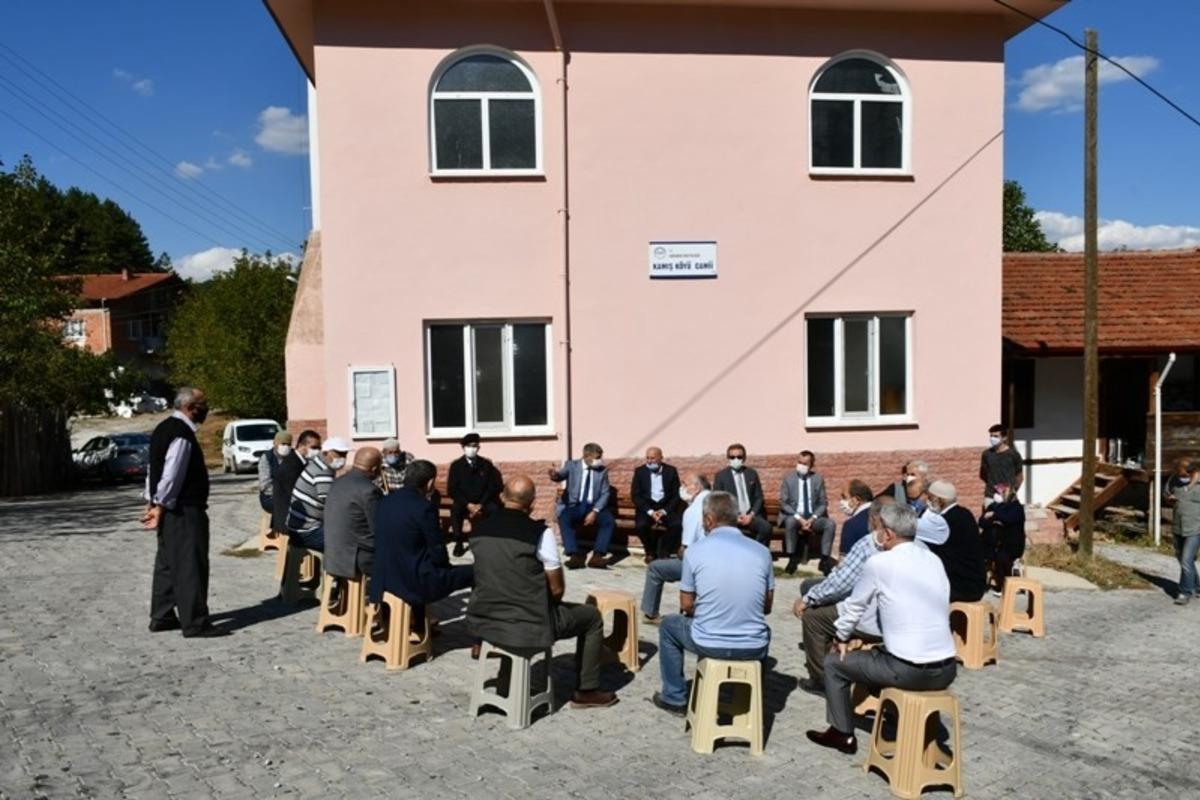 Vali G&uuml;rel, k&ouml;yl&uuml;lerle bir araya geldi