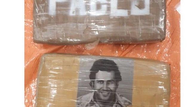 Hollanda'da 'Pablo Escobar' ambalajlı yüzlerce kilo kokain ele geçirildi