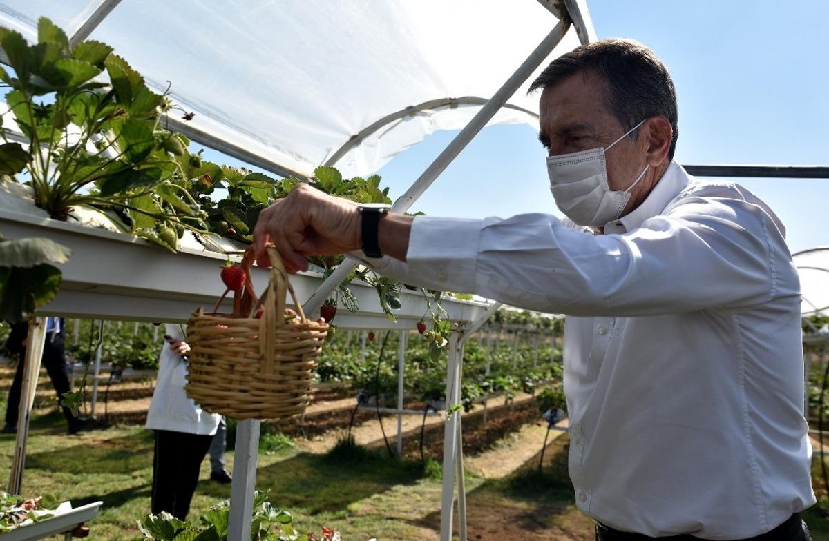 Başkan Ata&ccedil;&rsquo;ın işletme ziyaretleri s&uuml;r&uuml;yor