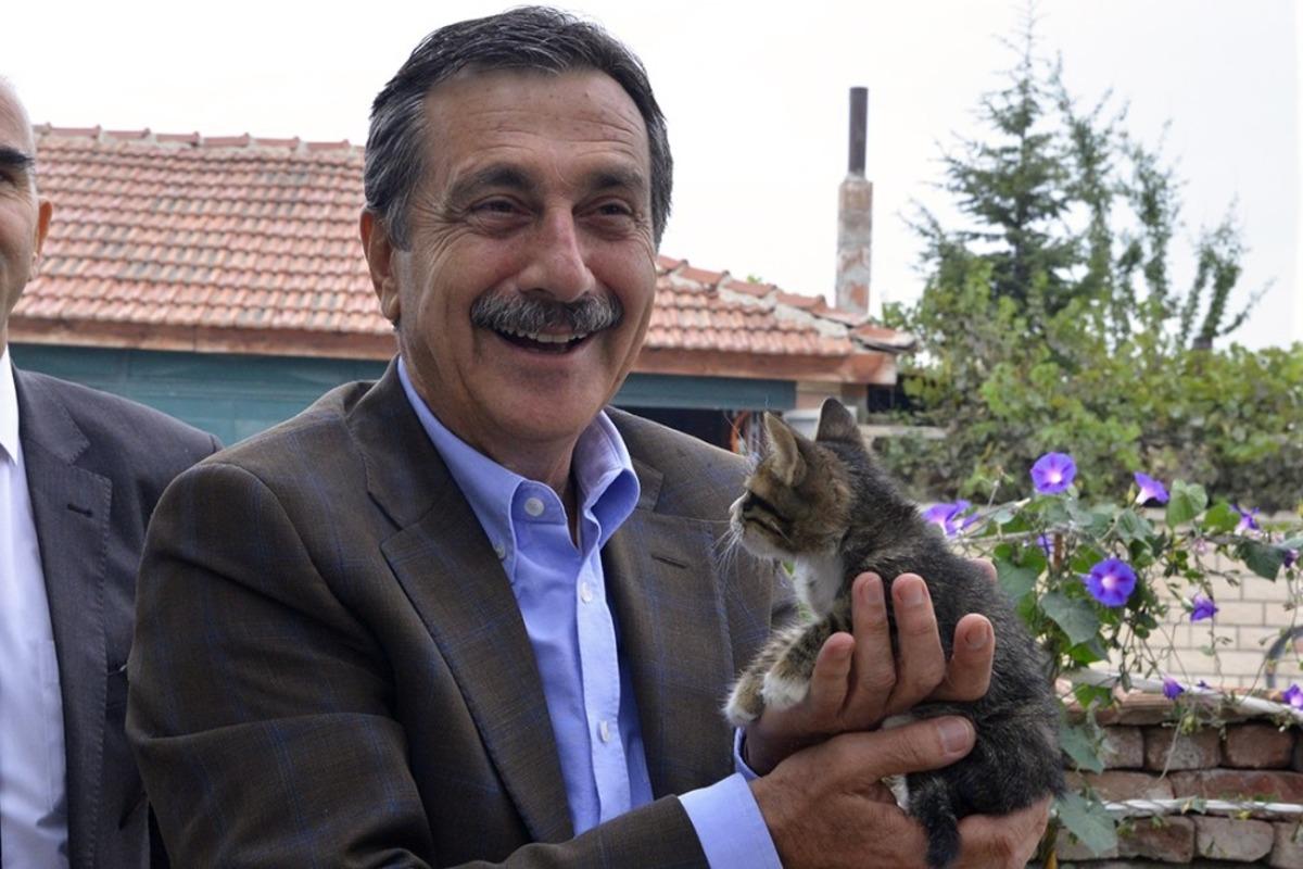 Başkan Ata&ccedil;&rsquo;tan hayvan hakları mesajı