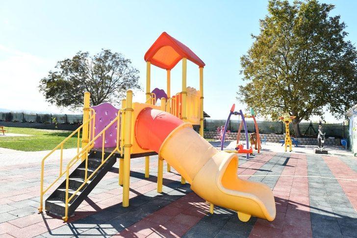 Mustafakemalpaşa’da yenilenen hayvan barınağına renk geldi G5