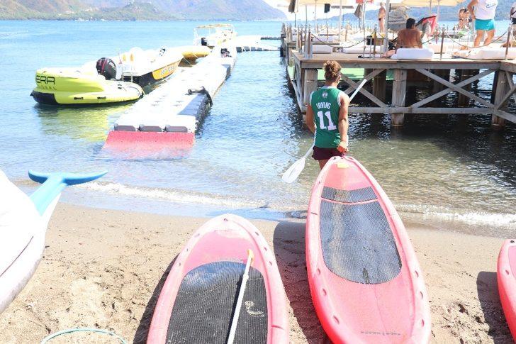 Hem yeşil sahalarda hem de mavi denizlerde koşturuyor G1